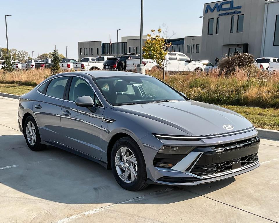 used 2025 Hyundai Sonata car, priced at $26,293