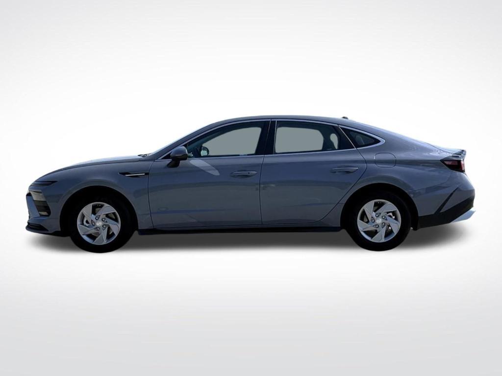 used 2025 Hyundai Sonata car, priced at $24,700