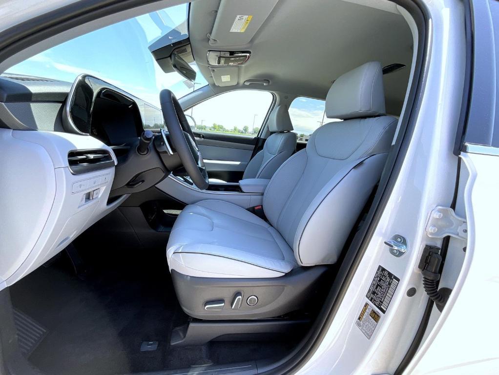 new 2025 Hyundai Palisade car, priced at $43,078