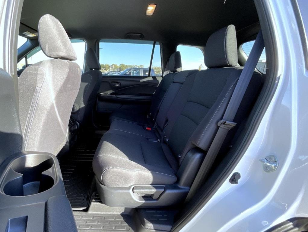 used 2021 Honda Passport car, priced at $24,444