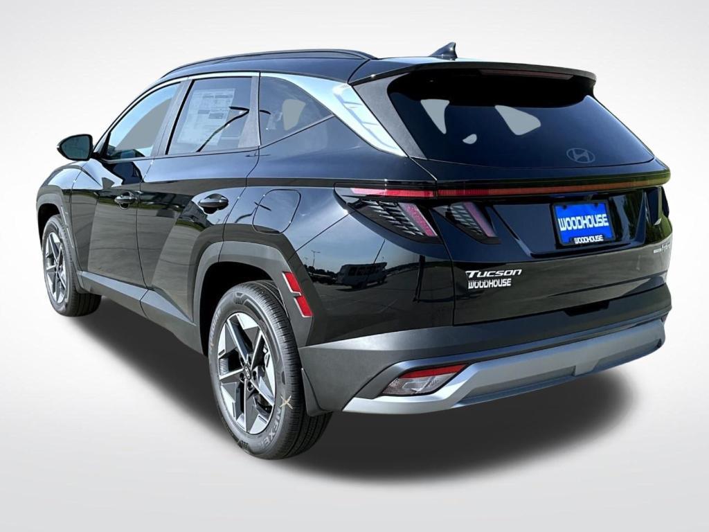 new 2025 Hyundai TUCSON Hybrid car, priced at $37,984