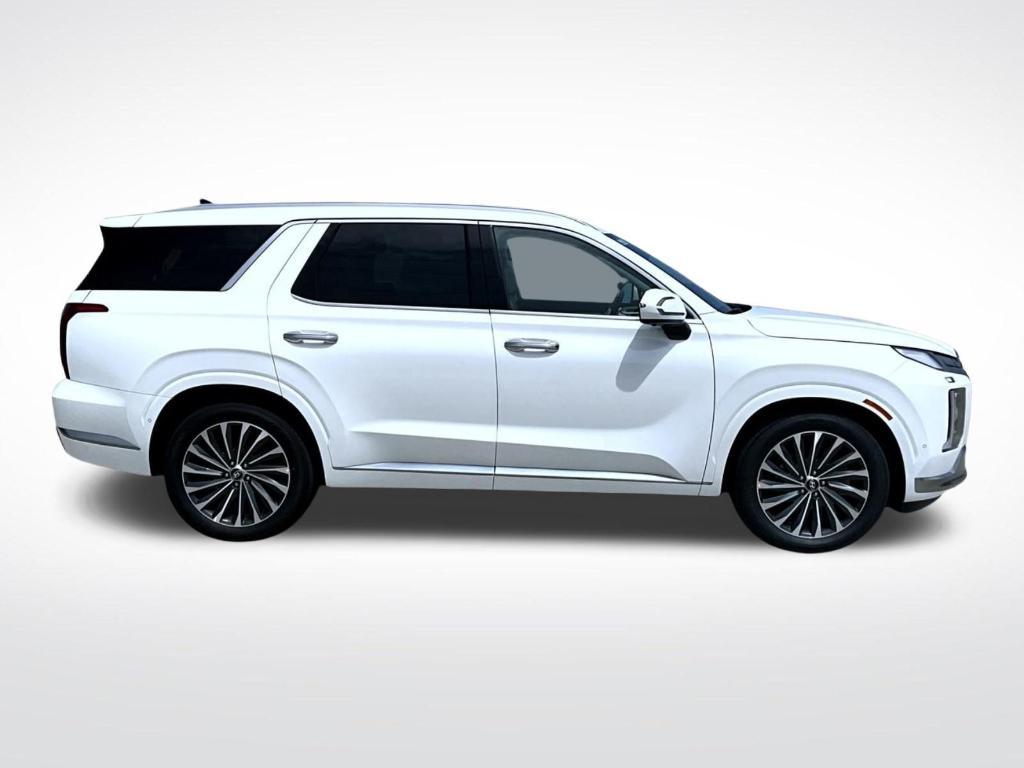 new 2025 Hyundai Palisade car, priced at $53,424