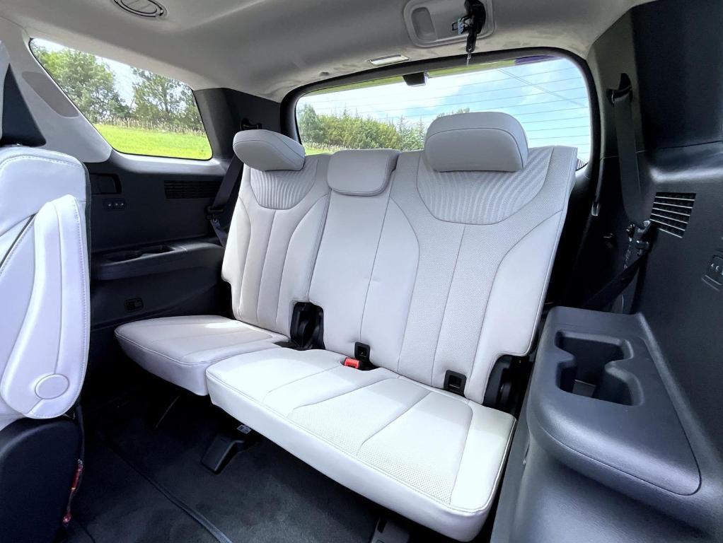 new 2025 Hyundai Palisade car, priced at $53,424