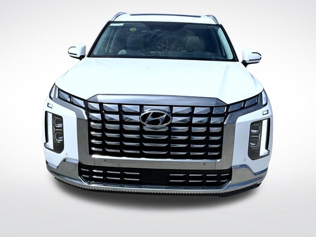 new 2025 Hyundai Palisade car, priced at $53,424