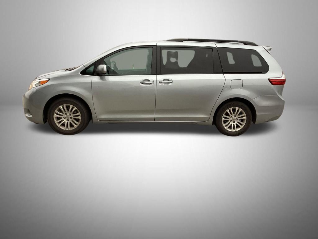 used 2016 Toyota Sienna car, priced at $19,647