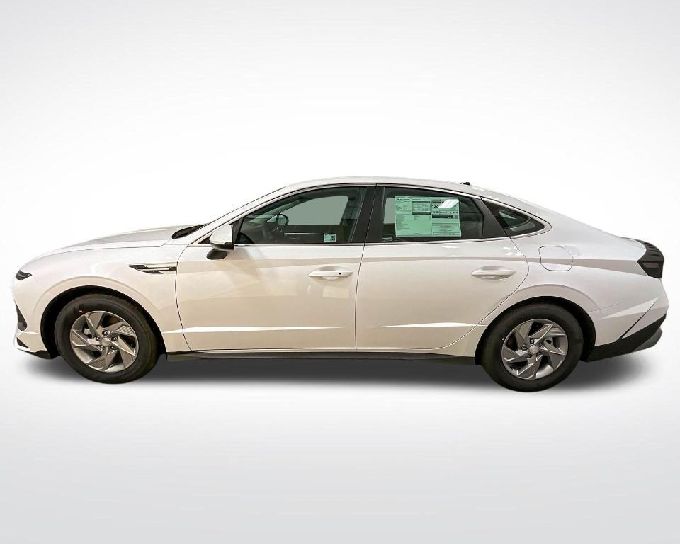 new 2025 Hyundai Sonata car, priced at $29,159