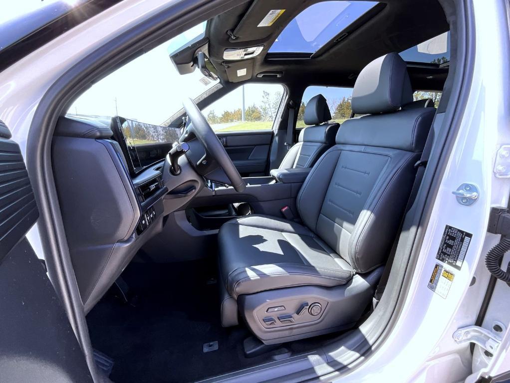 new 2025 Hyundai SANTA FE HEV car, priced at $50,874