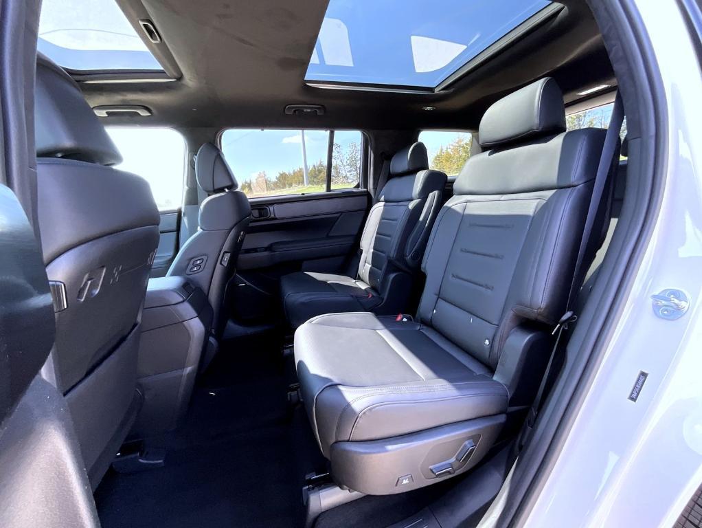 new 2025 Hyundai SANTA FE HEV car, priced at $50,874