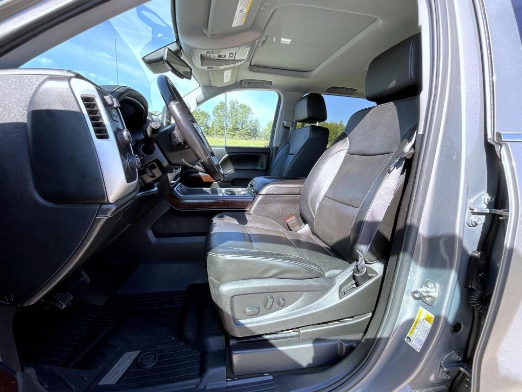 used 2017 GMC Sierra 1500 car, priced at $29,546
