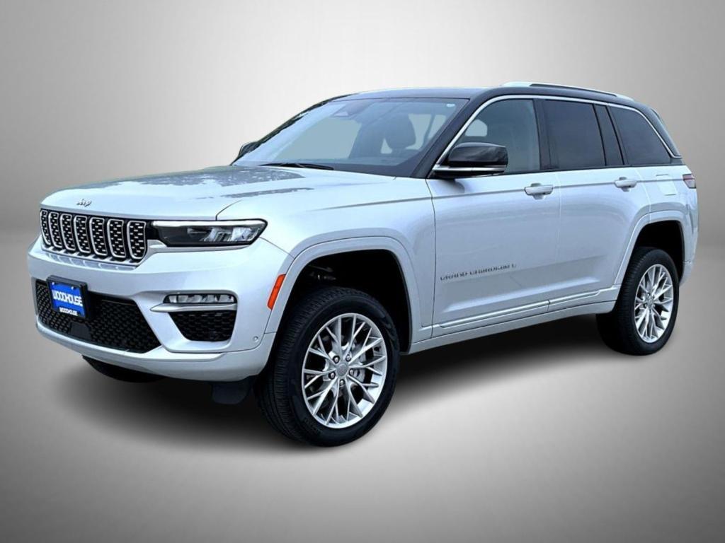 used 2022 Jeep Grand Cherokee car, priced at $38,699