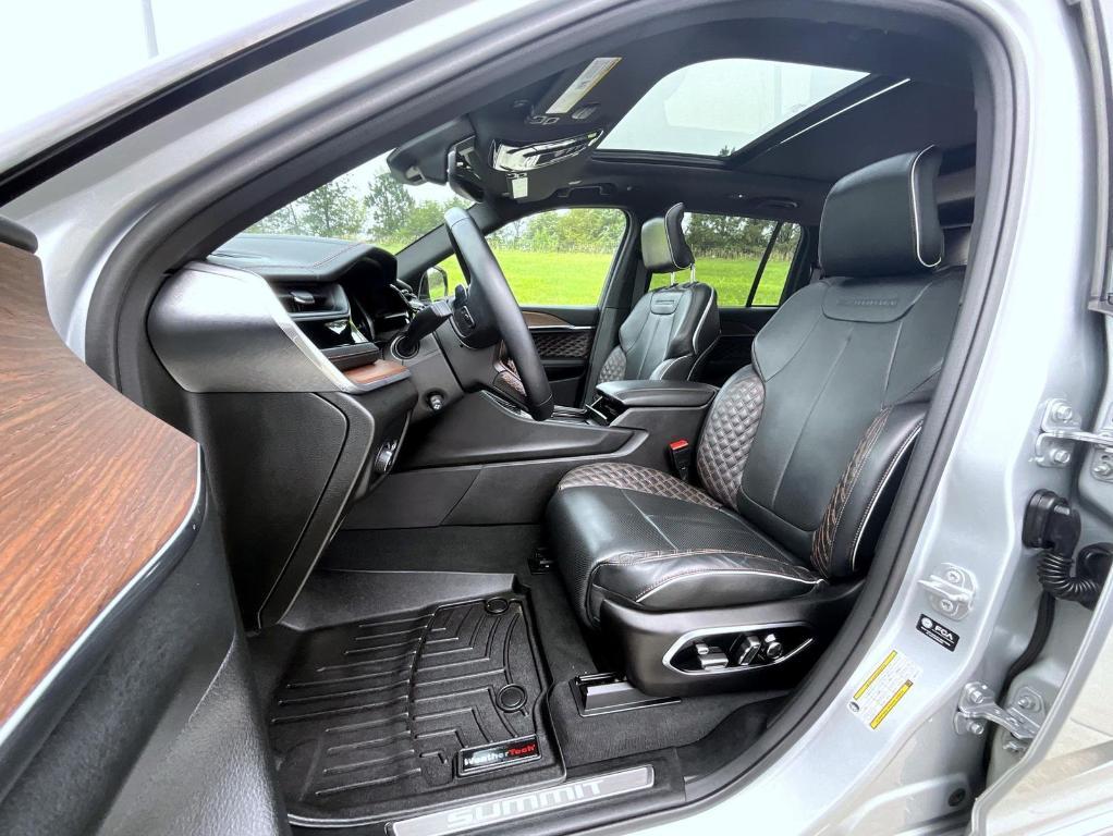 used 2022 Jeep Grand Cherokee car, priced at $38,699