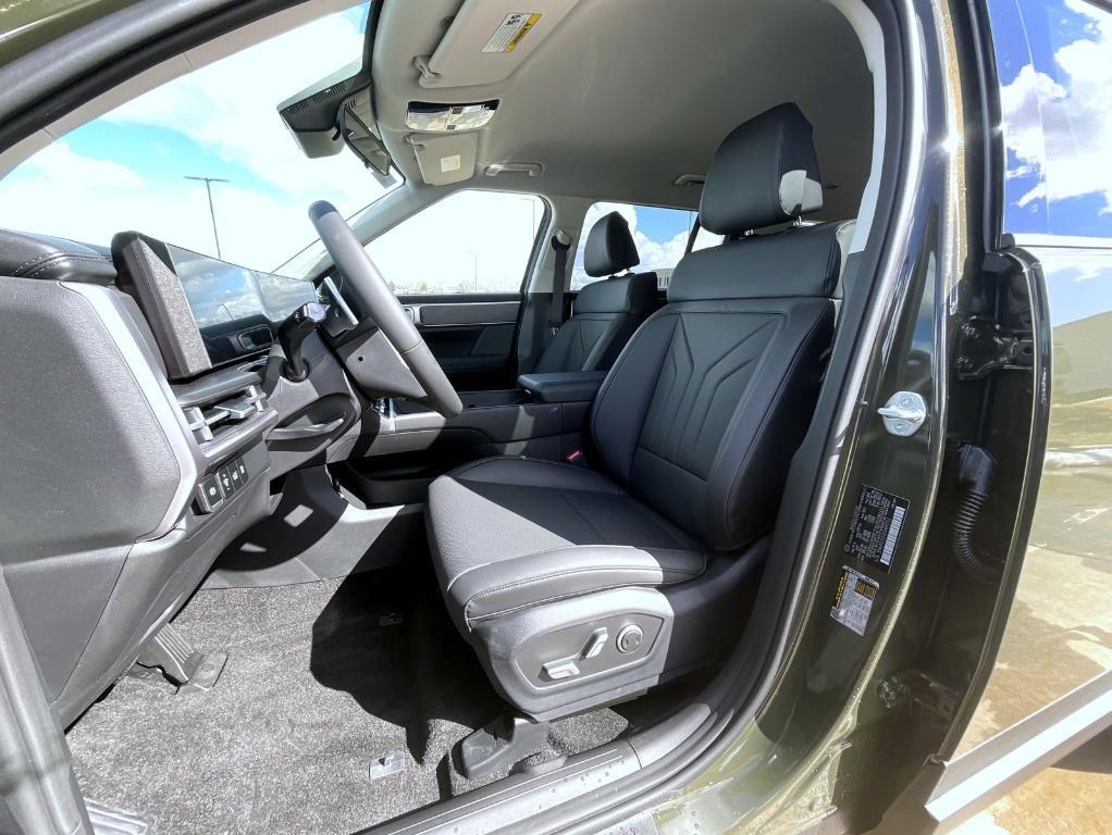 new 2025 Hyundai SANTA FE HEV car, priced at $40,584