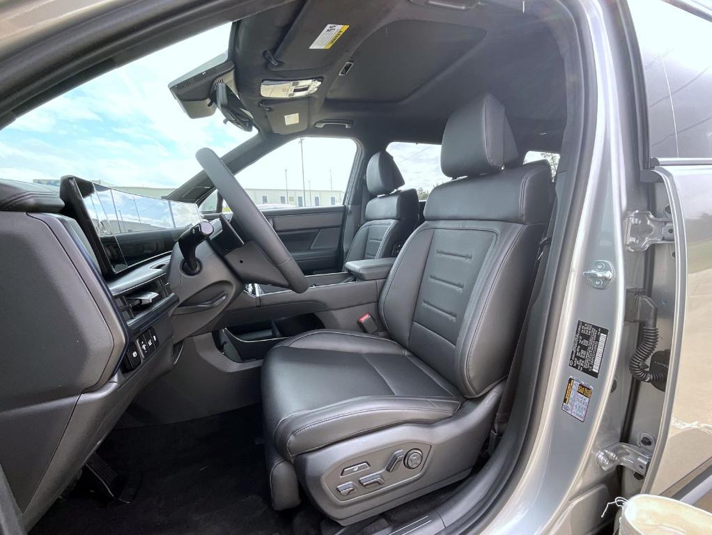 new 2025 Hyundai SANTA FE HEV car, priced at $48,537