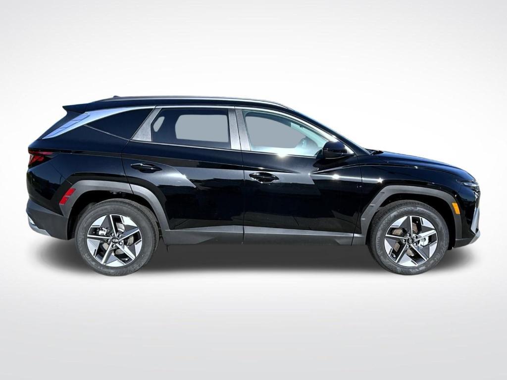 new 2025 Hyundai Tucson car, priced at $32,729