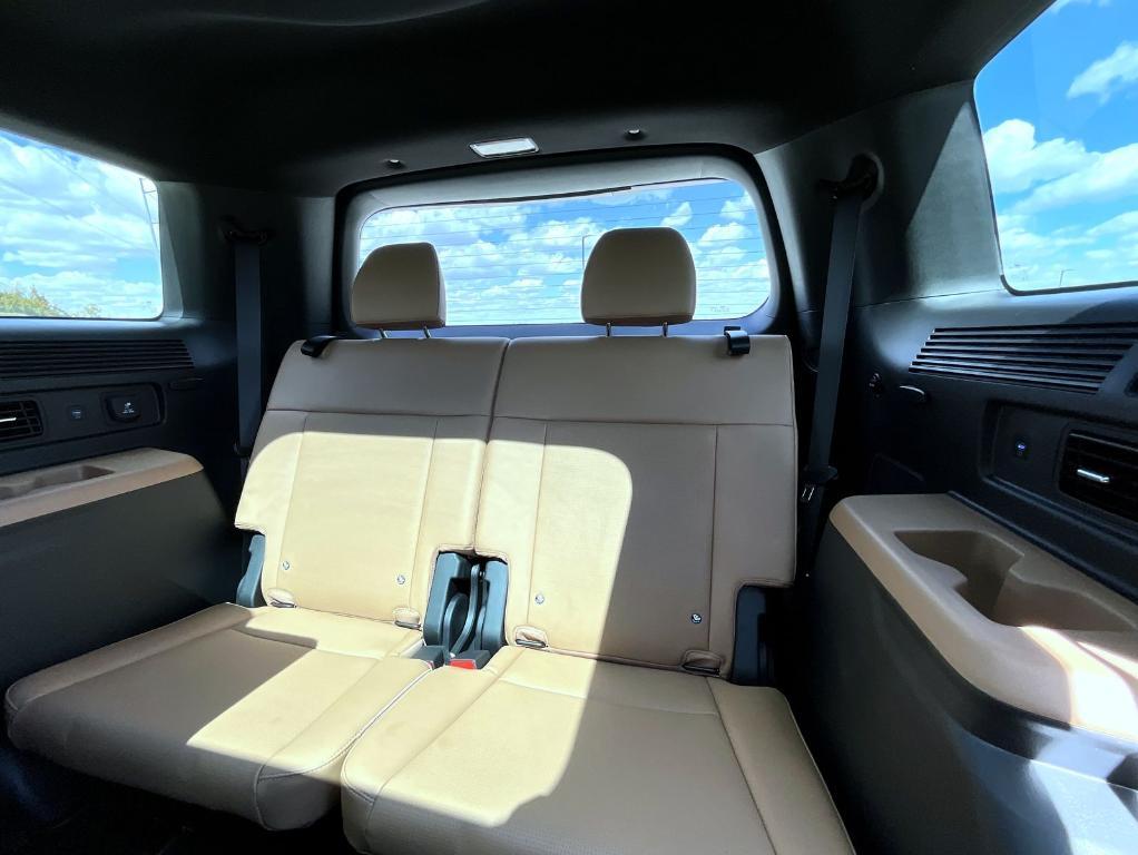 new 2025 Hyundai SANTA FE HEV car, priced at $47,229