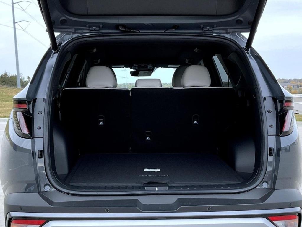 new 2026 Hyundai Tucson car, priced at $39,469
