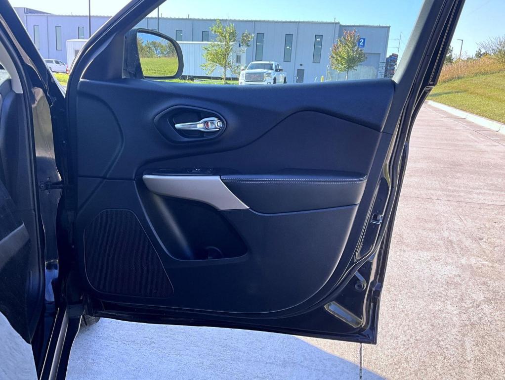 used 2017 Jeep Cherokee car, priced at $9,700