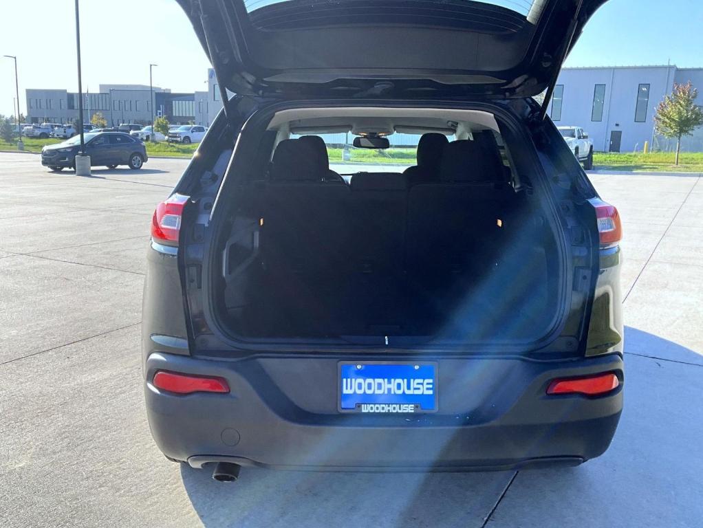 used 2017 Jeep Cherokee car, priced at $9,700