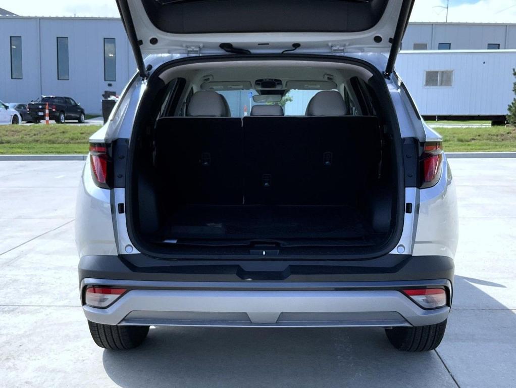 new 2026 Hyundai Tucson car, priced at $34,114
