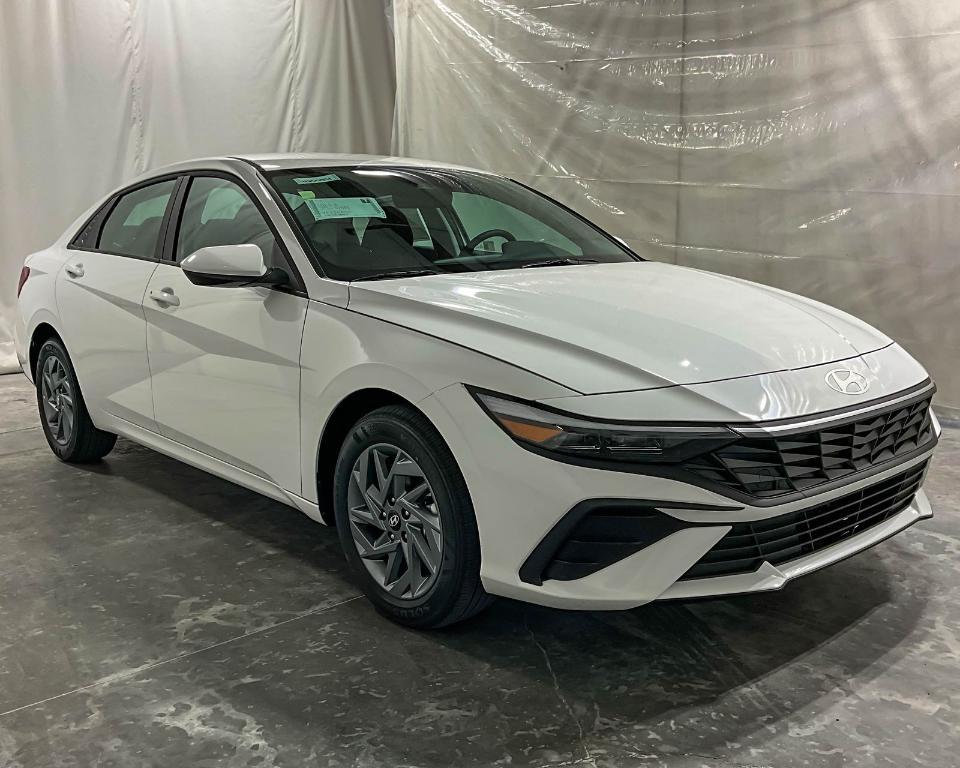 new 2025 Hyundai ELANTRA HEV car, priced at $23,009
