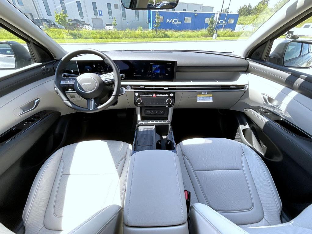 new 2025 Hyundai Tucson car, priced at $40,979