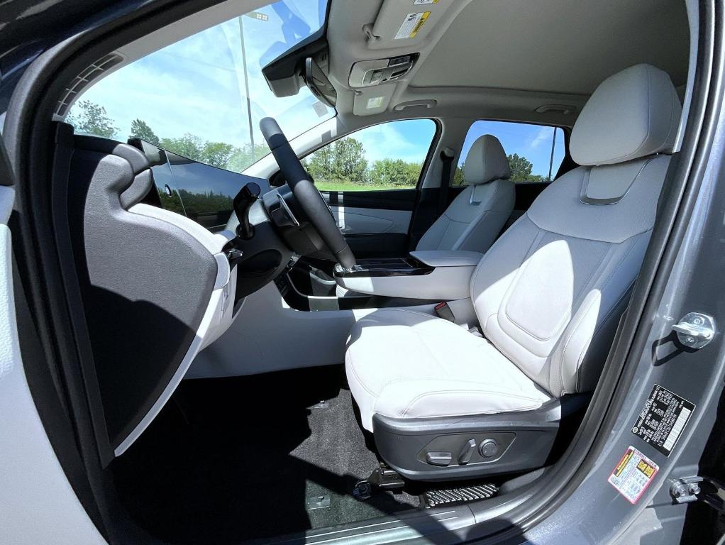new 2025 Hyundai Tucson car, priced at $40,979