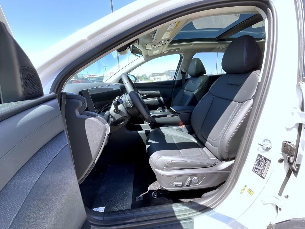 new 2025 Hyundai TUCSON Hybrid car, priced at $37,087
