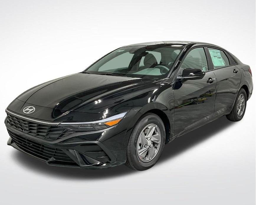 new 2025 Hyundai Elantra car, priced at $22,459