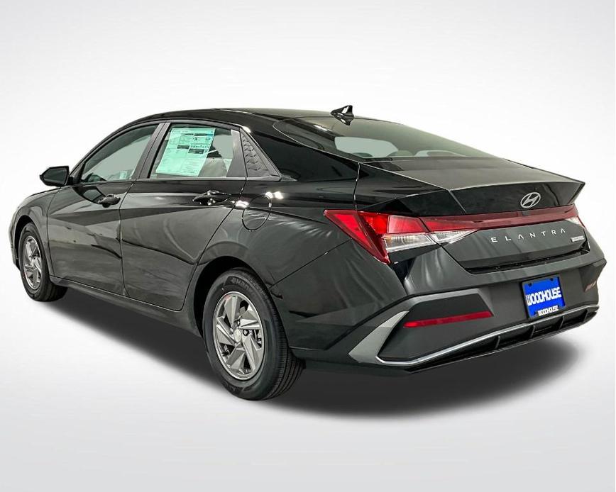 new 2025 Hyundai Elantra car, priced at $22,459