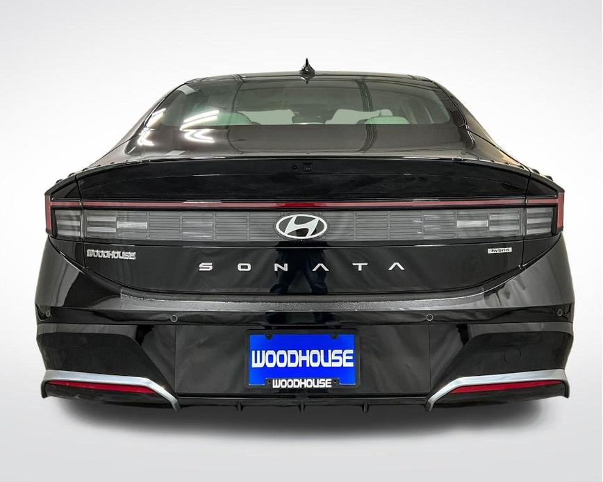 new 2025 Hyundai Sonata Hybrid car, priced at $39,079