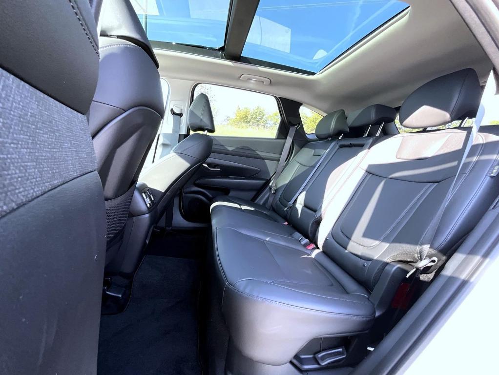 new 2025 Hyundai TUCSON Hybrid car, priced at $36,805