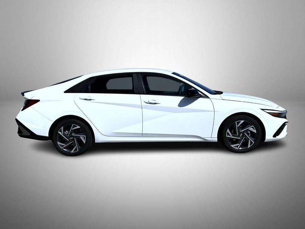 new 2025 Hyundai Elantra car, priced at $22,904