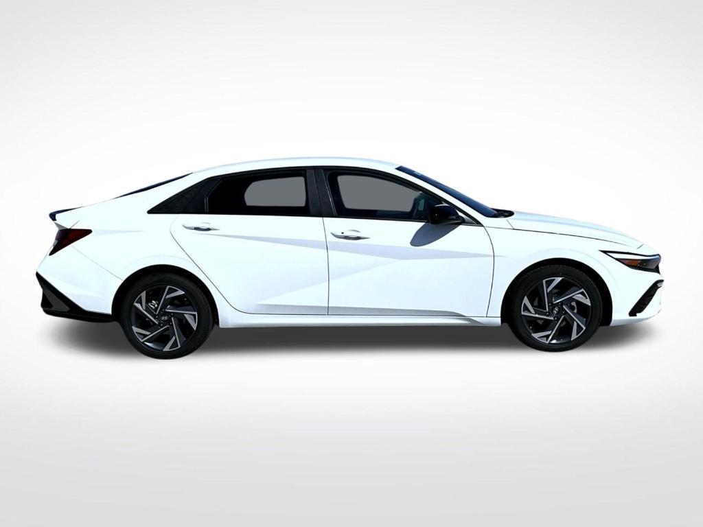 new 2025 Hyundai Elantra car, priced at $25,154