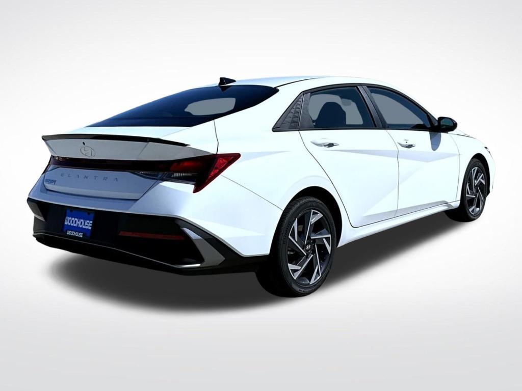 new 2025 Hyundai Elantra car, priced at $25,154