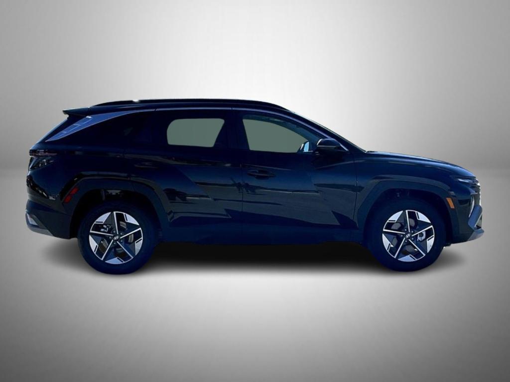 new 2025 Hyundai TUCSON Hybrid car, priced at $32,899