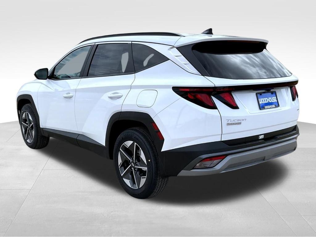 new 2025 Hyundai Tucson car, priced at $32,174
