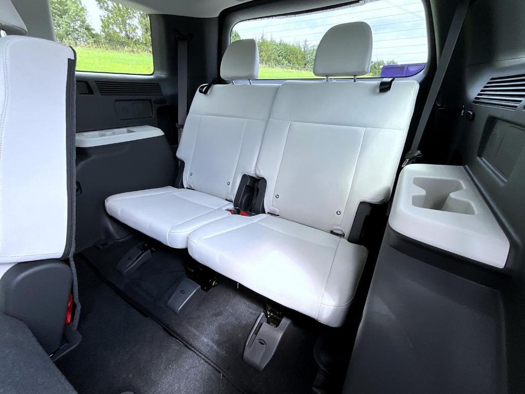 new 2025 Hyundai Santa Fe car, priced at $33,010
