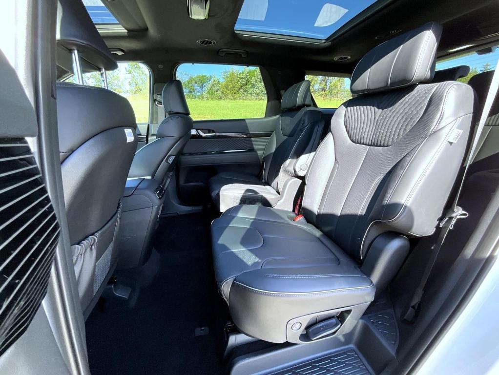 new 2025 Hyundai Palisade car, priced at $53,159