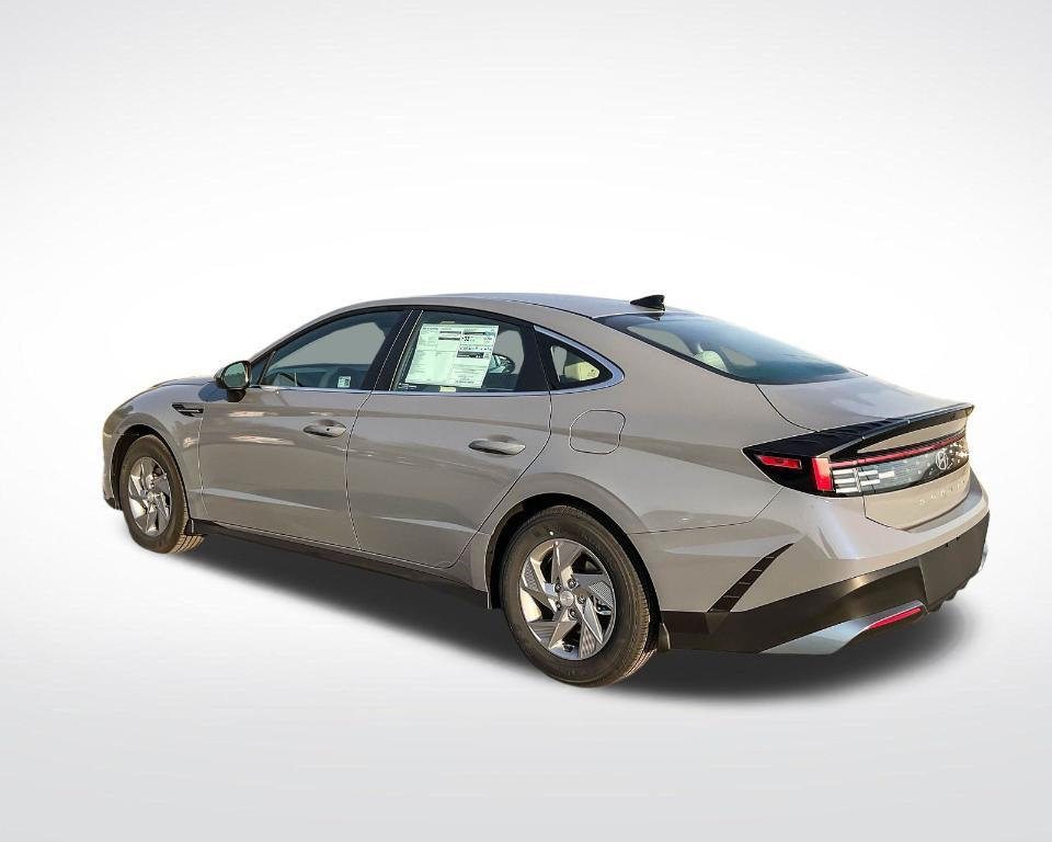 new 2025 Hyundai Sonata car, priced at $27,889