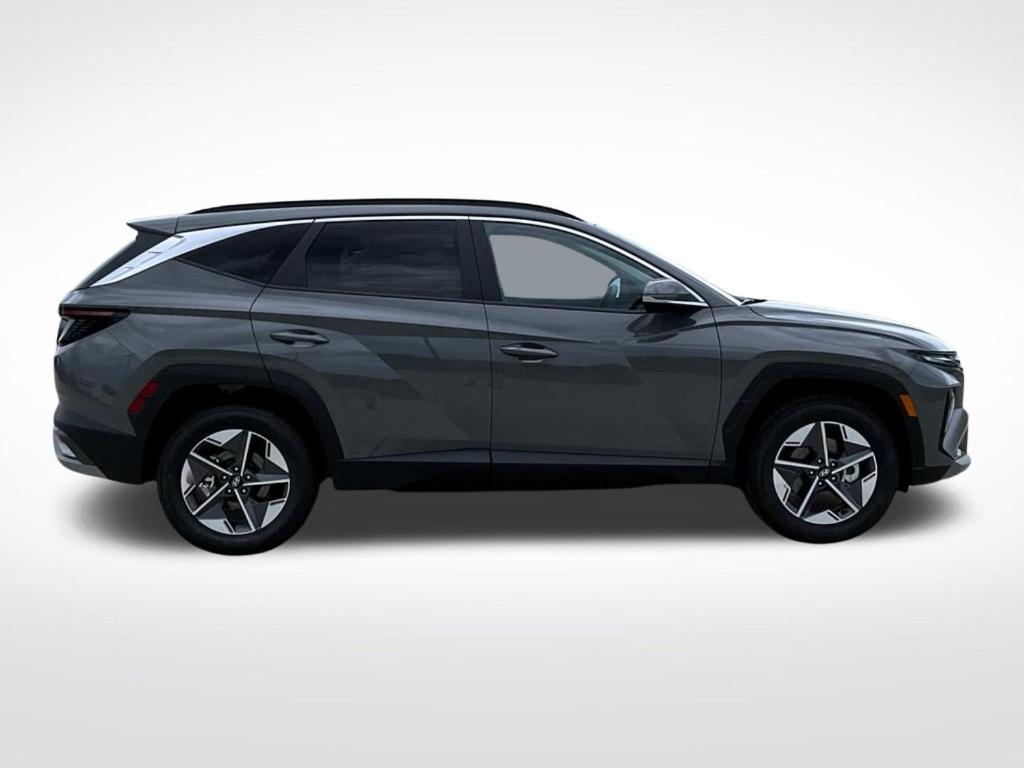 new 2025 Hyundai Tucson car, priced at $35,354