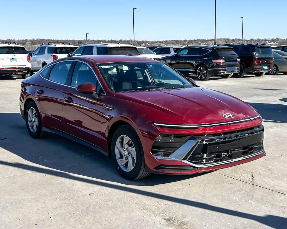 new 2025 Hyundai Sonata car, priced at $25,683