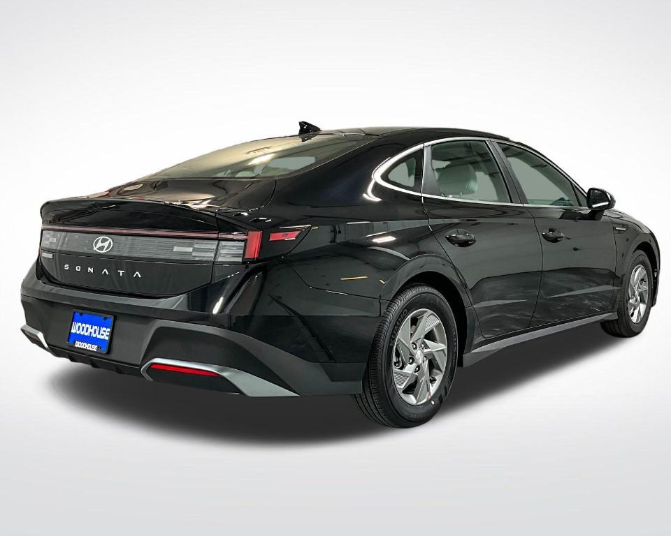 new 2025 Hyundai Sonata car, priced at $27,084