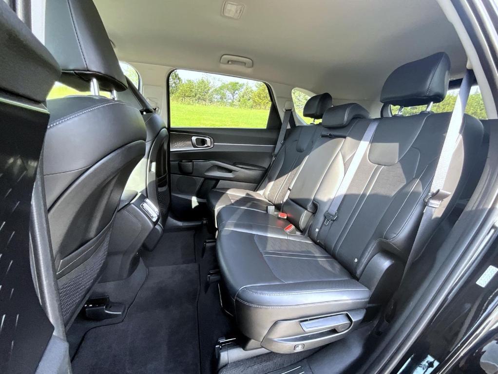 used 2024 Kia Sorento car, priced at $28,764