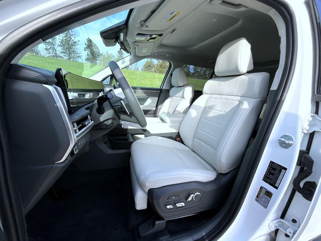 new 2025 Hyundai SANTA FE HEV car, priced at $51,124