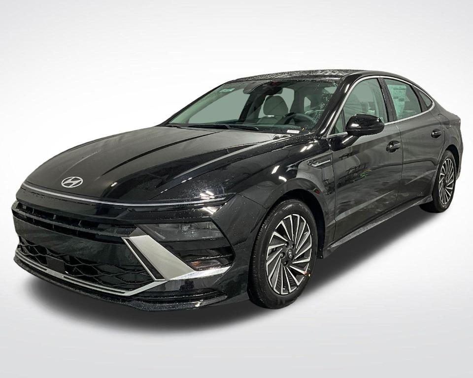 new 2025 Hyundai Sonata Hybrid car, priced at $32,284