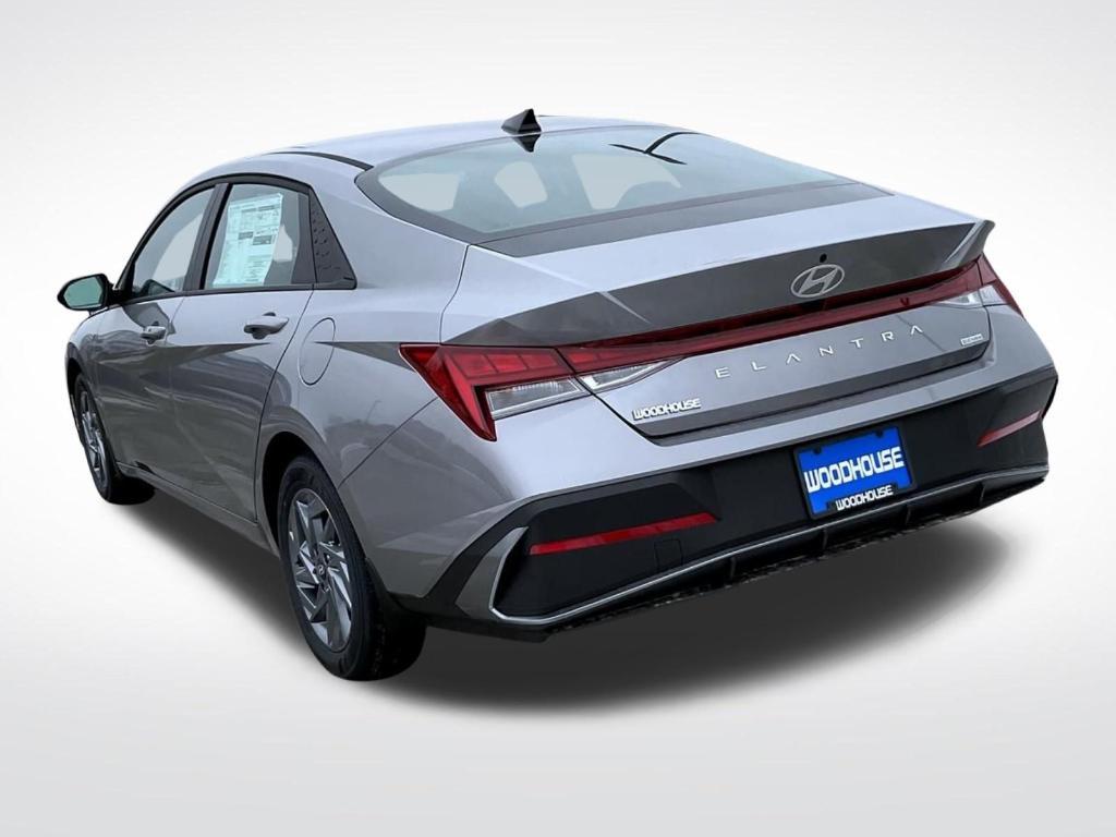 new 2025 Hyundai ELANTRA HEV car, priced at $25,384