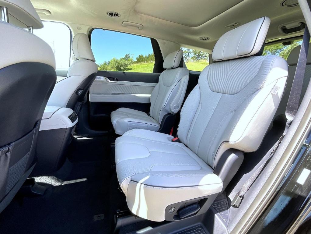new 2025 Hyundai Palisade car, priced at $52,829