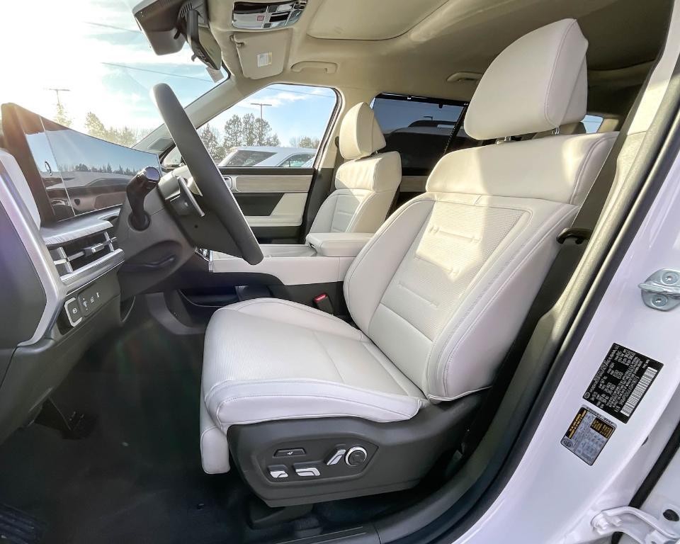 new 2025 Hyundai Santa Fe car, priced at $46,595