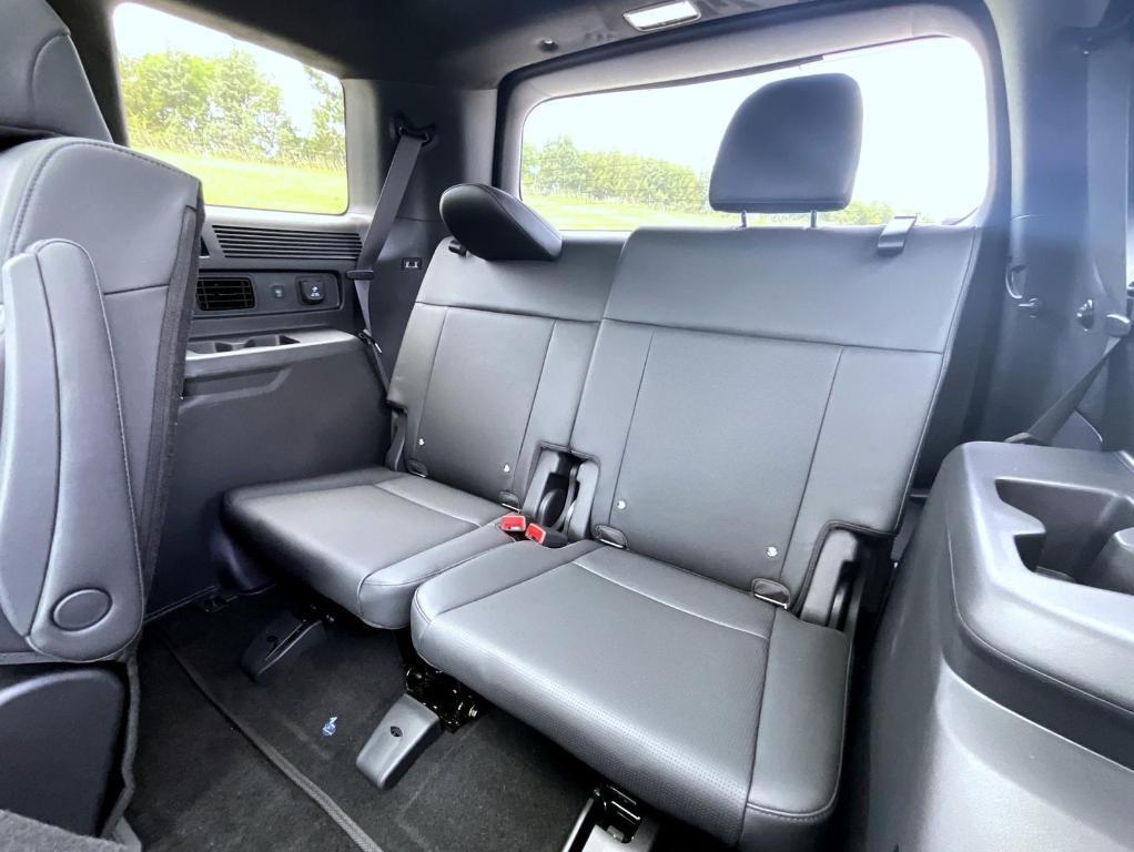 new 2025 Hyundai Santa Fe car, priced at $48,078