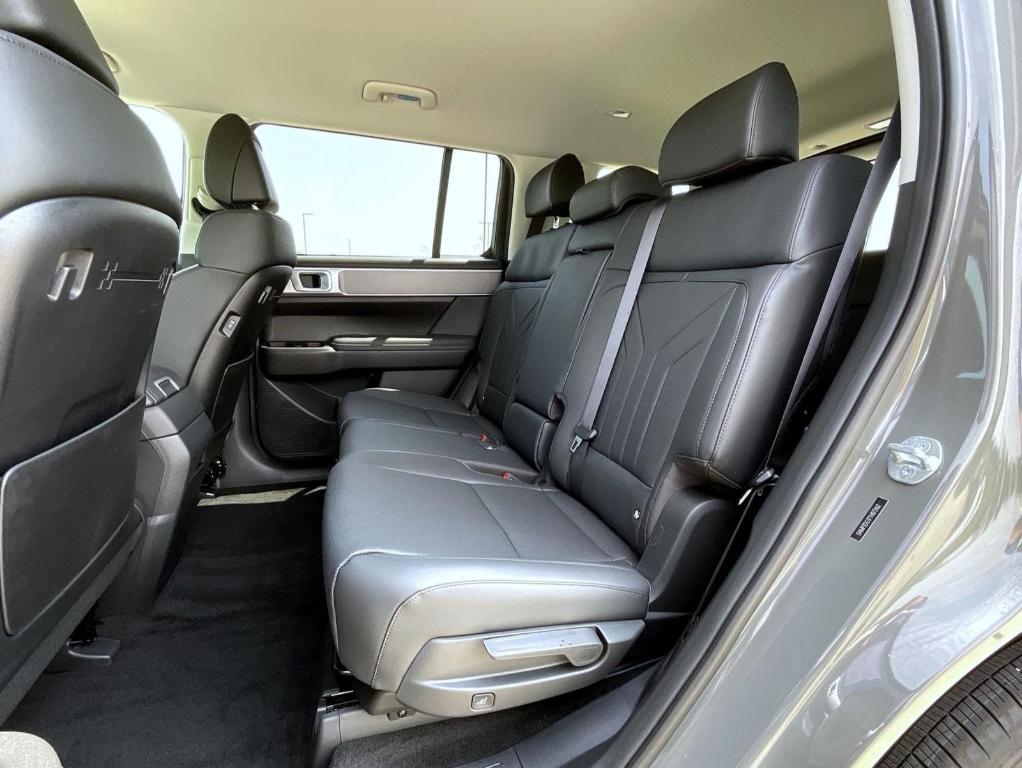 new 2026 Hyundai SANTA FE HEV car, priced at $40,340